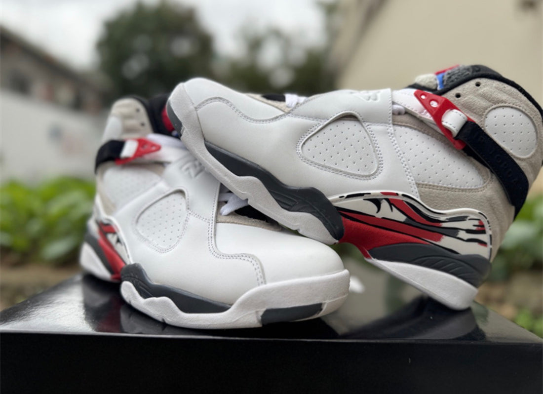 Air Jordan 8 Retro “Bugs Bunny” 2025