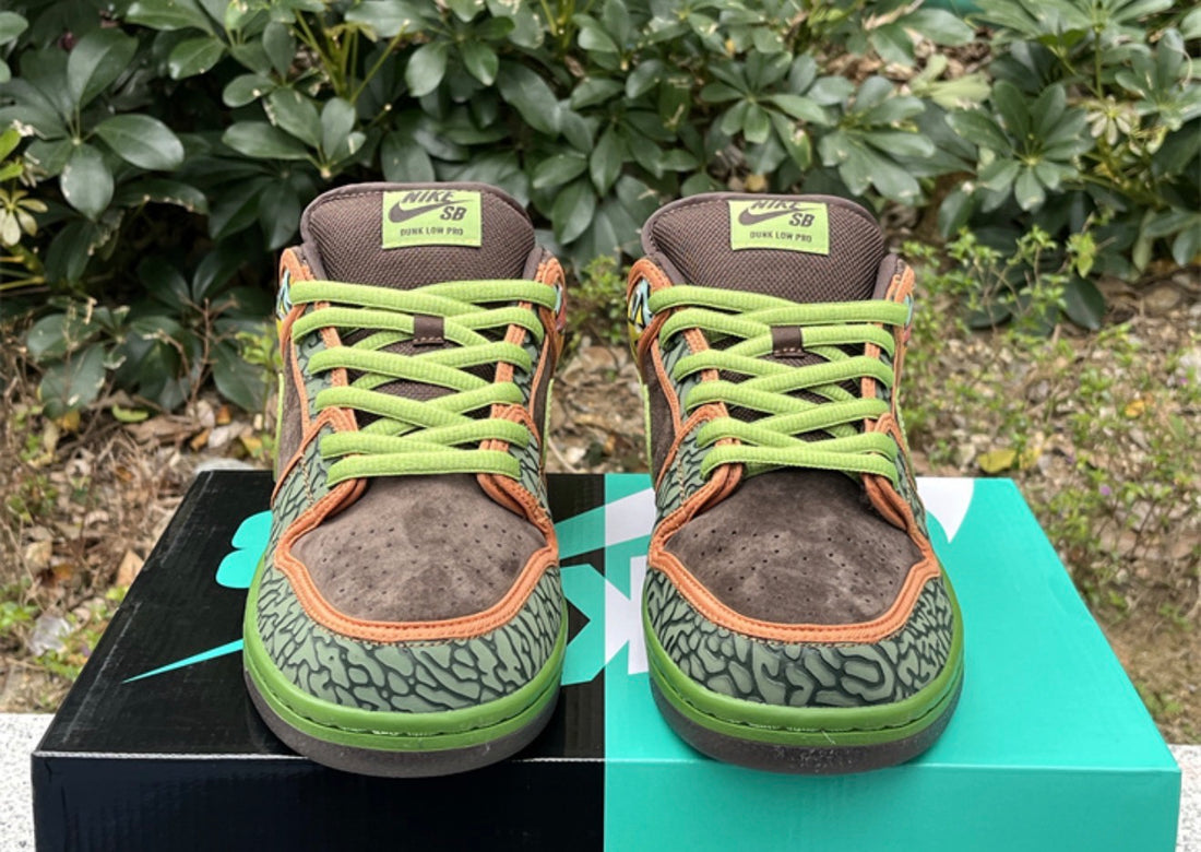 Nike SB Dunk Low “De La Soul” (2015)