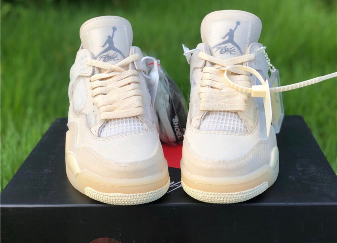Off -White x Wmns Air Jordan 4 Retro SP “Sail”