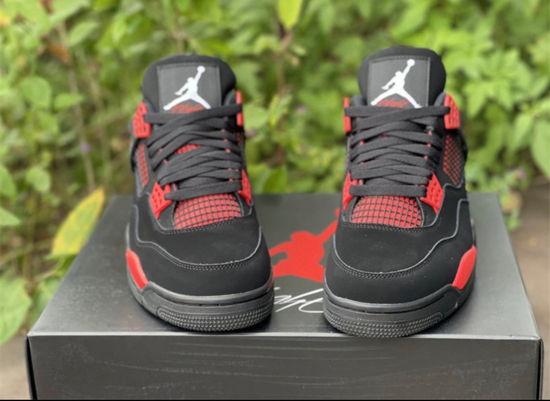 Air Jordan 4 Retro ‘Red Thunder’